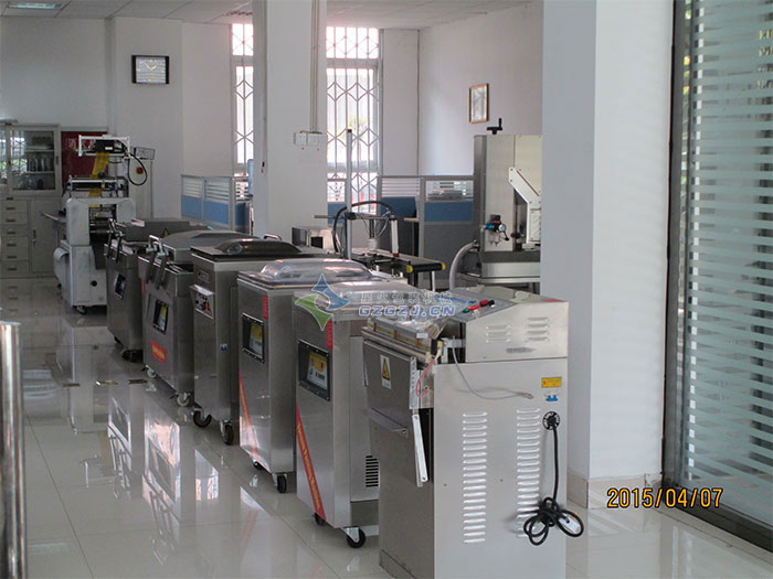 ���]��ڙC(j��)