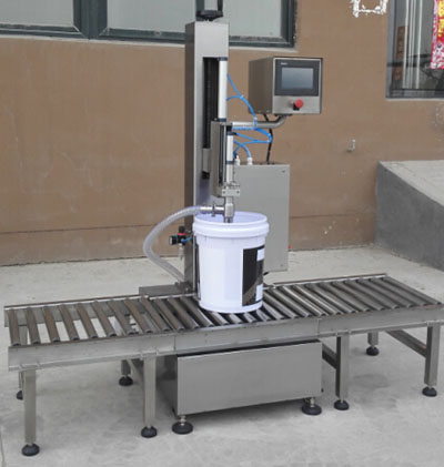 XH-CZ電子稱重式灌裝機(jī)