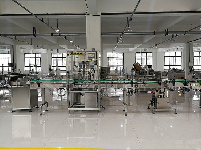 全自動(dòng)蟹黃醬灌裝機(jī)