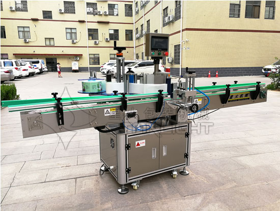 星火圓瓶自動(dòng)定位貼標(biāo)機(jī)展示