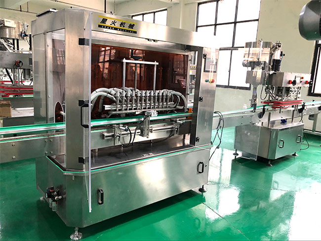 星火濃縮雞汁加工灌裝機(jī)械設(shè)備廠家車(chē)間實(shí)拍