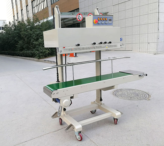 �ǻ��Ԅӷ�ڙC(j��)�O(sh��)��չʾ