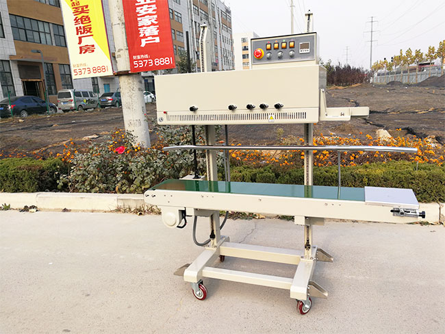 �ǻ��Ԅӷ�ڙC�O(sh��)��չʾ